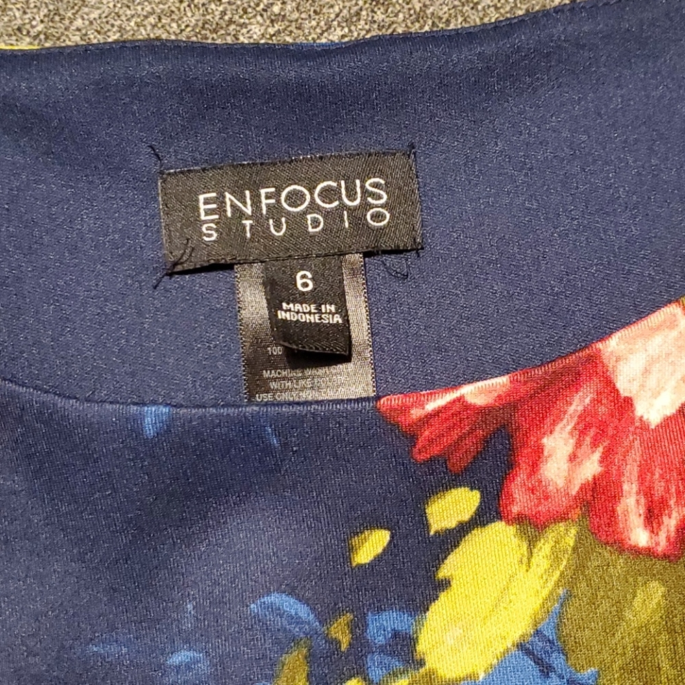 NWOT!! ENFOCUS STUDIO dress 🌺 - Picture 2 of 5
